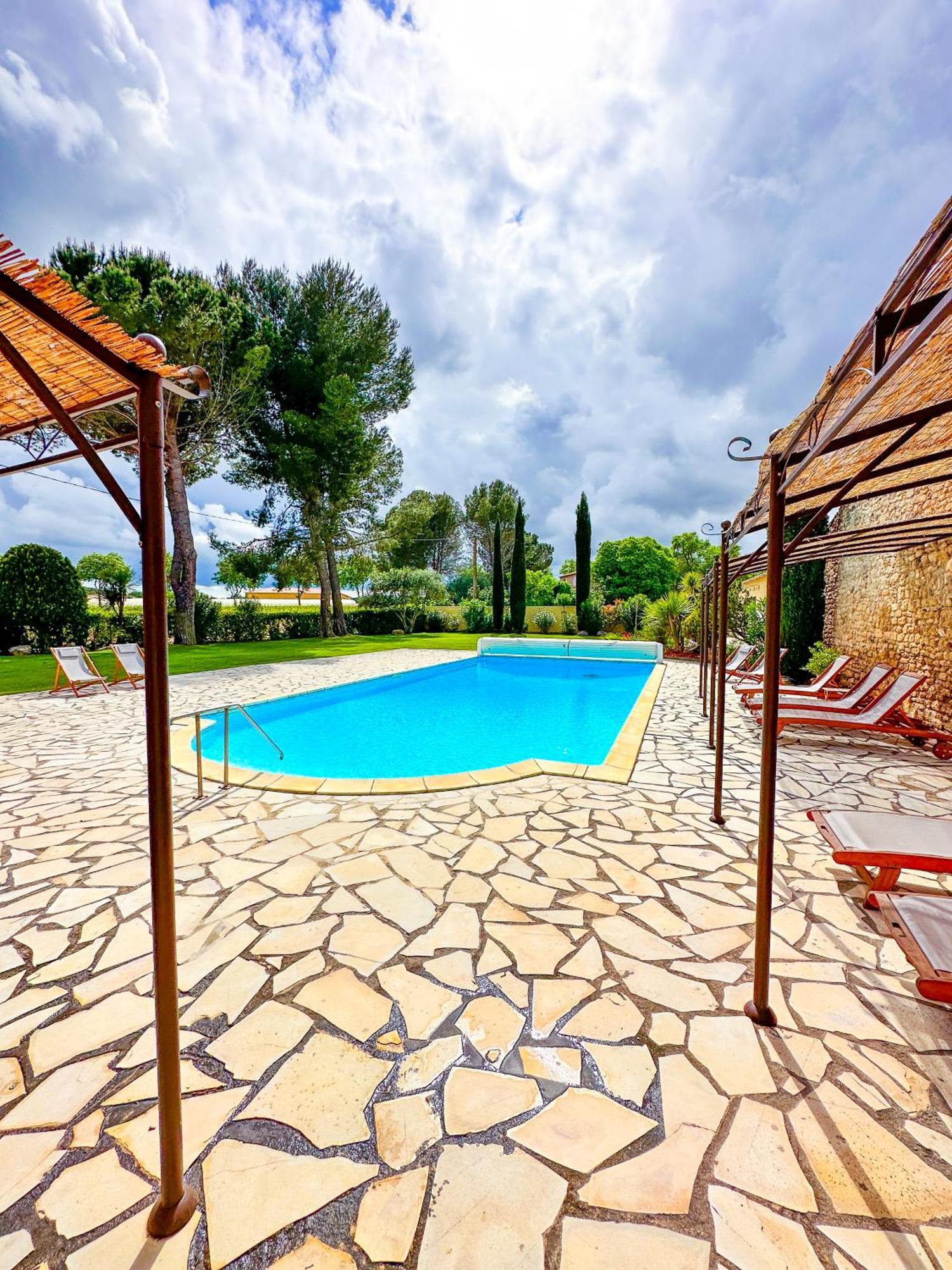 Domaine La Mouline ペズナ エクステリア 写真